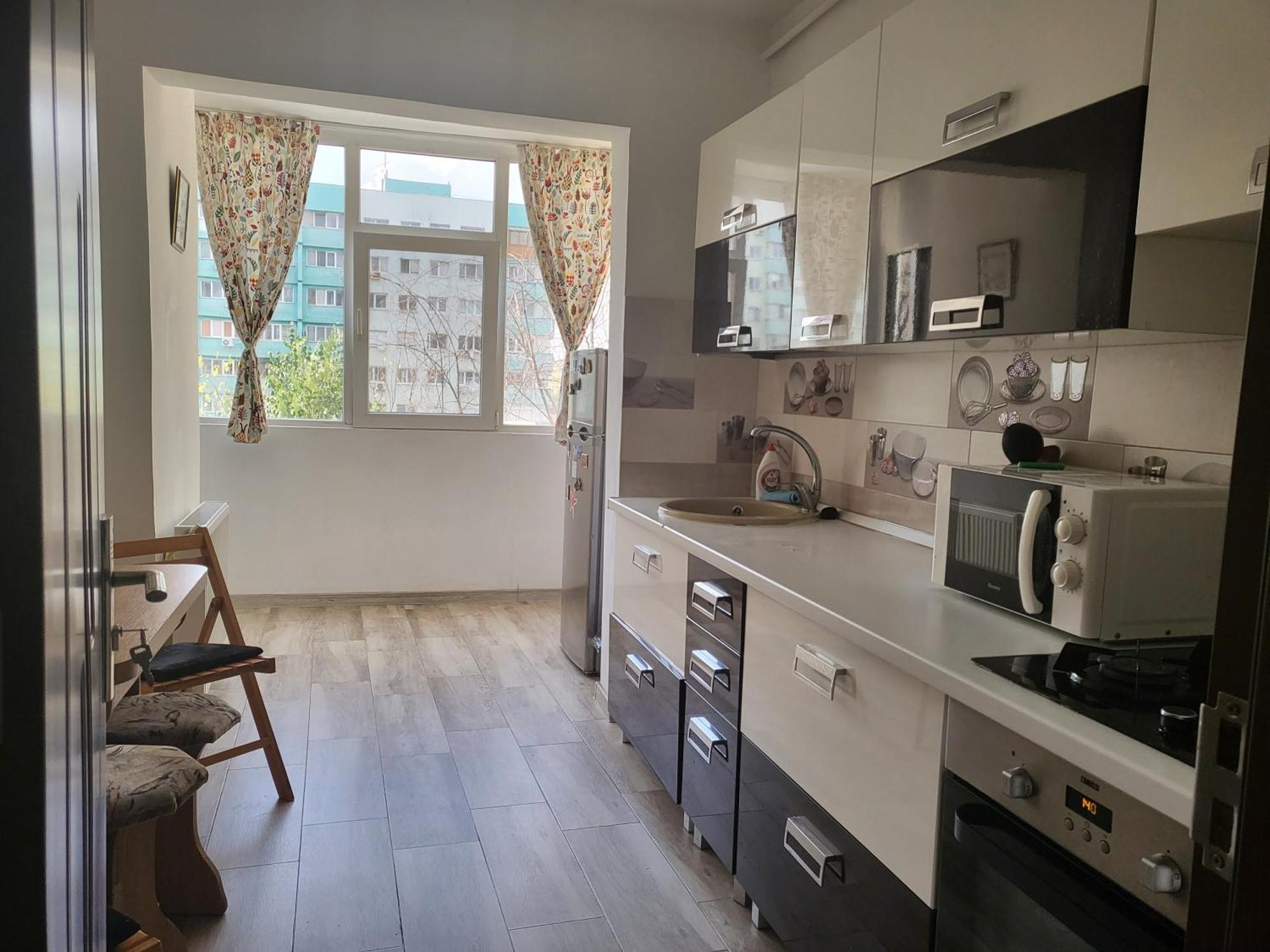 Apartament Cu 3 Camere Chiar In Inima Capitalei Boekarest Buitenkant foto